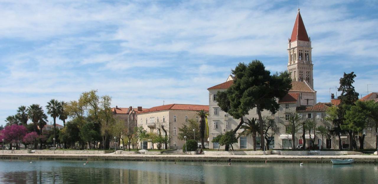 Apartament Eliva Trogir Zewnętrze zdjęcie