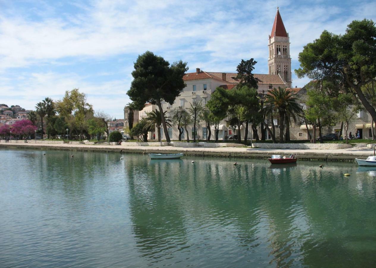 Apartament Eliva Trogir Zewnętrze zdjęcie