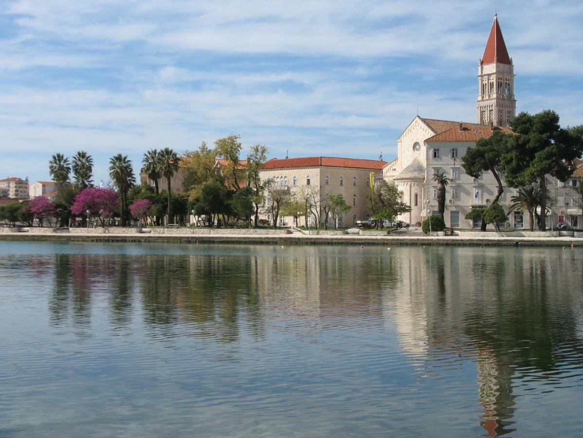 Apartament Eliva Trogir Zewnętrze zdjęcie